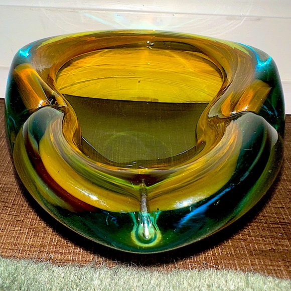 Vintage Mid Century Murano ArtGlass Sommerso Bowl Ashtray by Flavio Poli